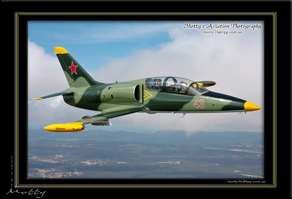 Mottys-Albatros-VH-KEE_2008_08_30_1754-LR-1-001