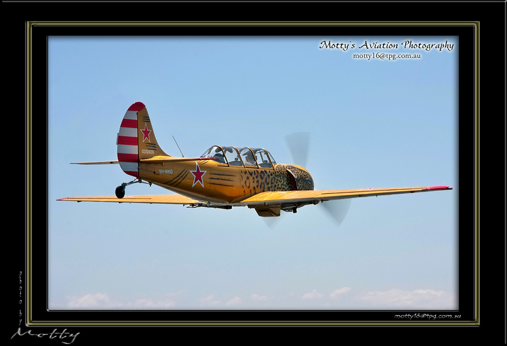 Mottys-YAK-VH-WKO_2008_09_26_4970-LR-1-002