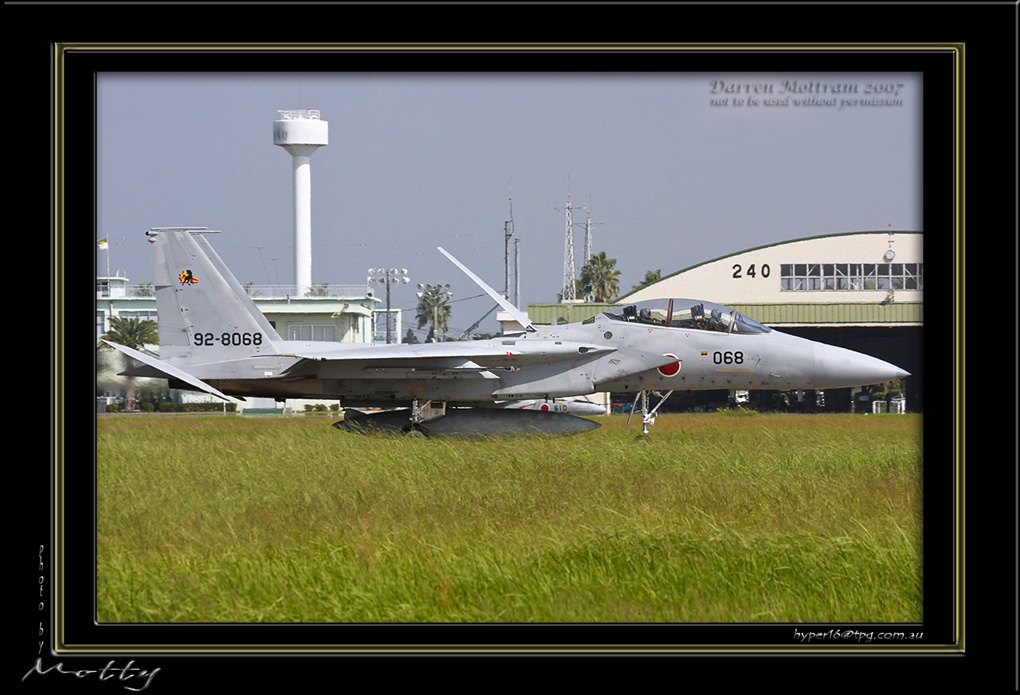 Mottys-F-15-068_2007_10_04_9999_3-LR-web