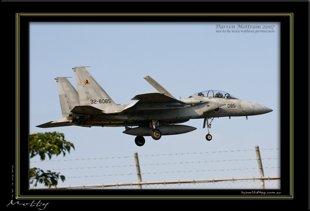 Mottys-F-15-085_2007_10_03_2141-LR-web