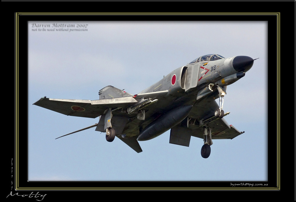 Mottys-F-4EJ-313_2007_10_04_2562-LR-2-web