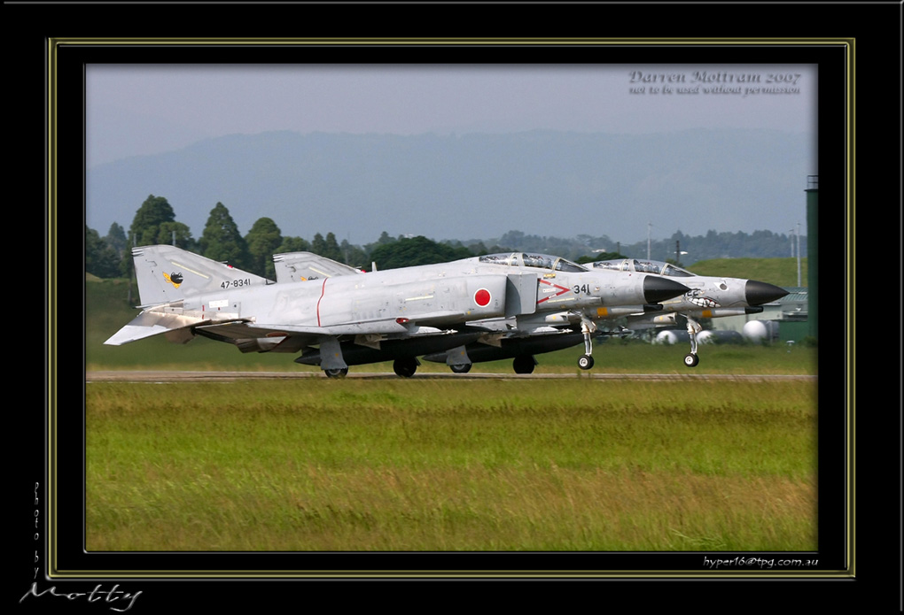 Mottys-F-4EJ-341_2007_10_03_1319-LR-web