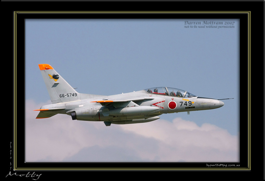 Mottys-T-4-749_2007_10_04_9999_194-LR-web