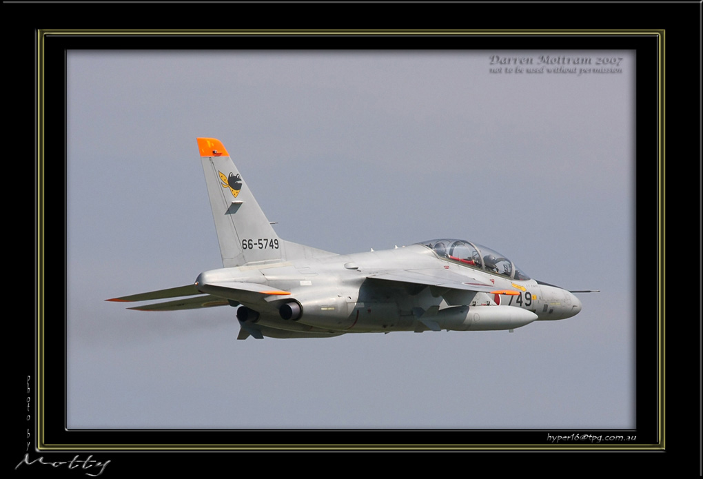 Mottys-T-4-749_2007_10_04_9999_200-LR-web