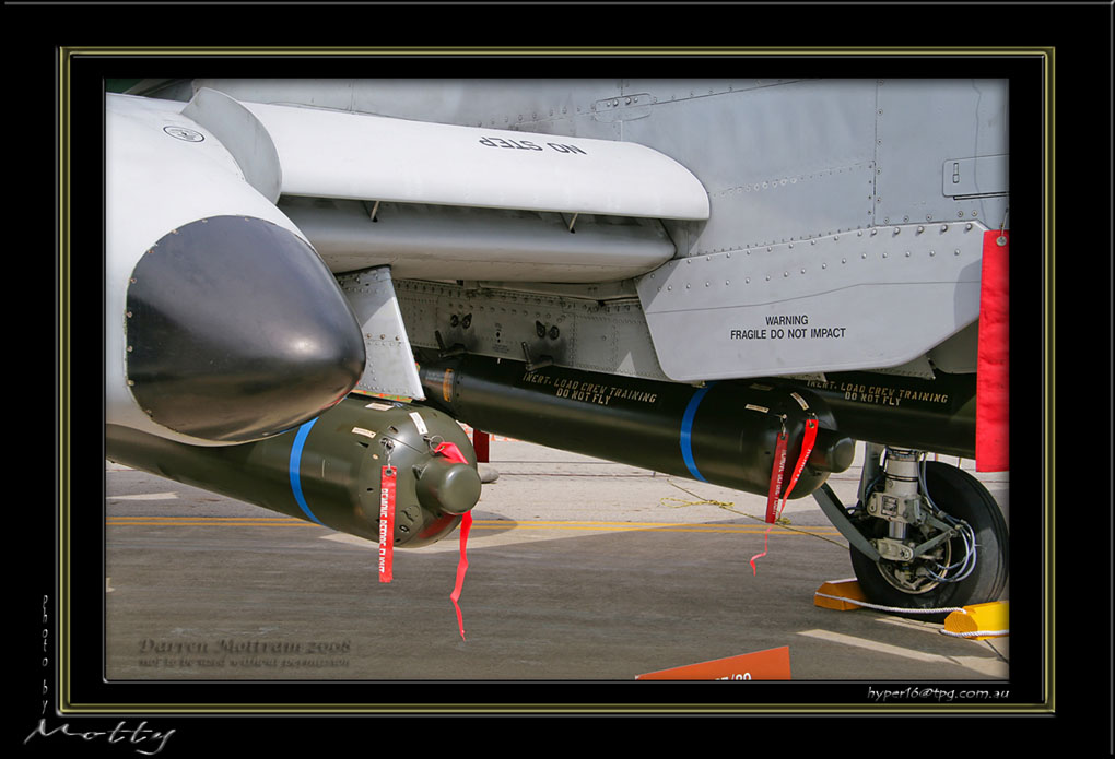 Mottys-OSAN-A-10-Details-28_2007_10_06_223-LR