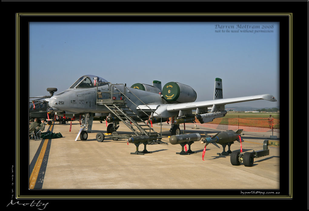 Mottys-OSAN-A-10-10_2007_10_07_1190-LR-1