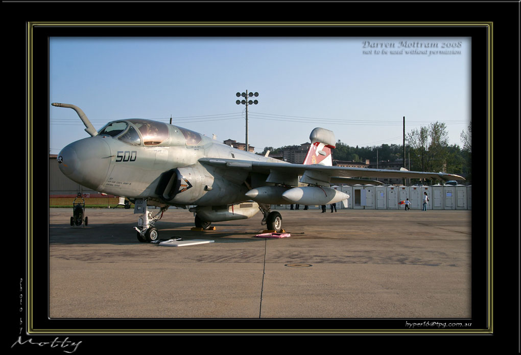 Mottys-EA-6B-05_2007_10_06_2015-LR