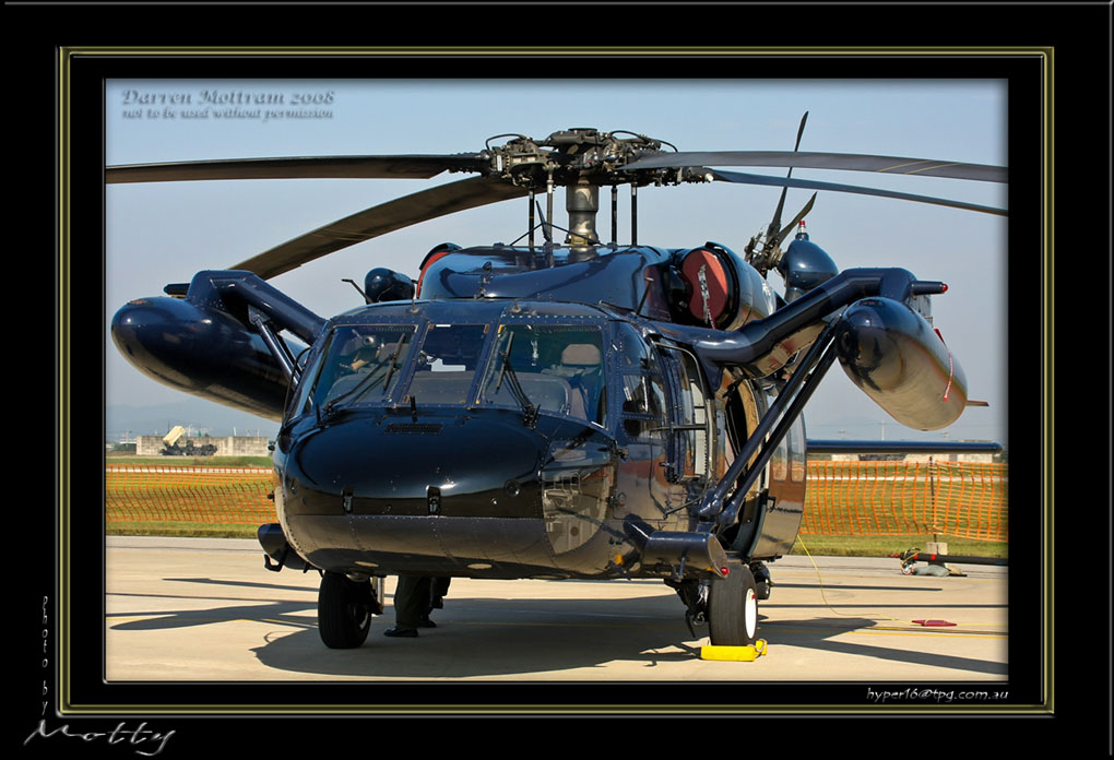 Mottys-ROKAF-Blackhawk-12_2007_10_07_40-LR-1