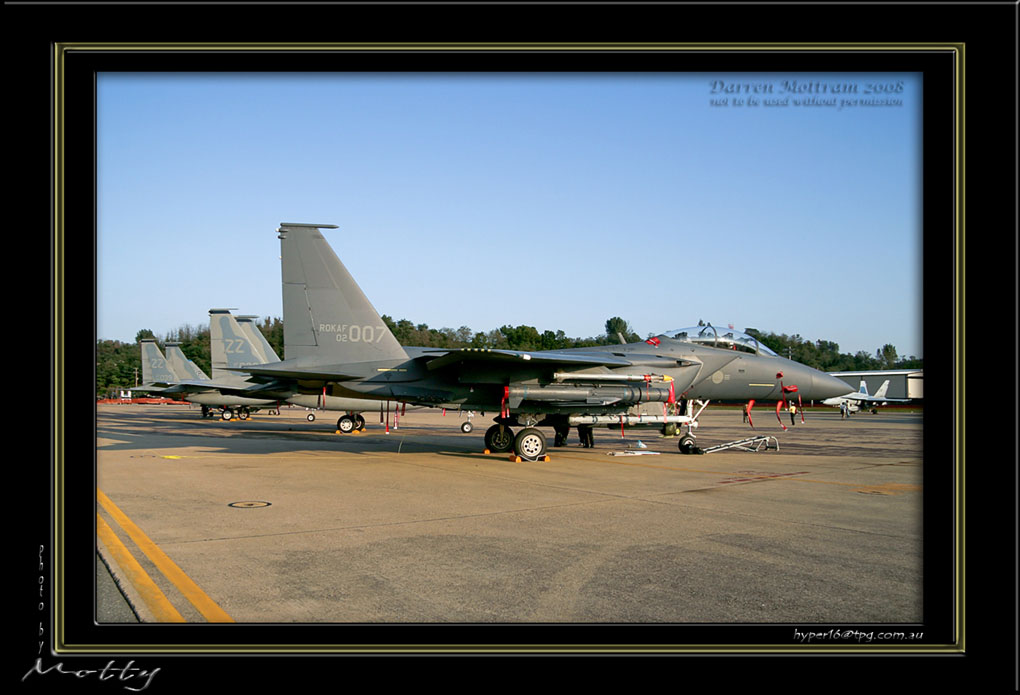 Mottys-ROKAF-F-15K-01_2007_10_06_2045-LR-2