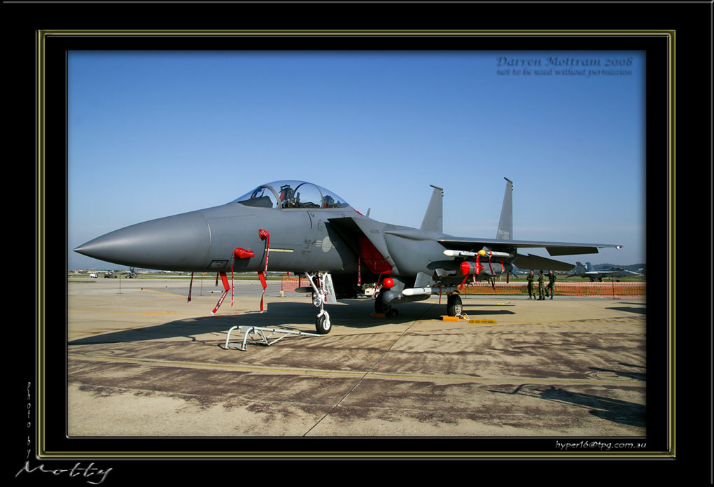 Mottys-ROKAF-F-15K-08_2007_10_07_1112-LR