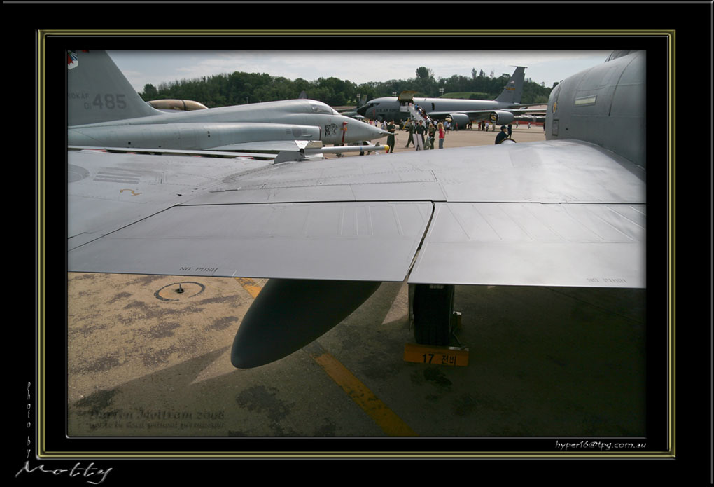 Mottys-ROKAF-F-4E-Details-24_2007_10_06_145-LR