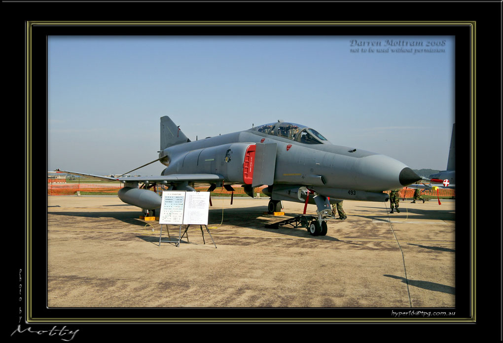 Mottys-ROKAF-F-4E-06_2007_10_07_1171-LR-1