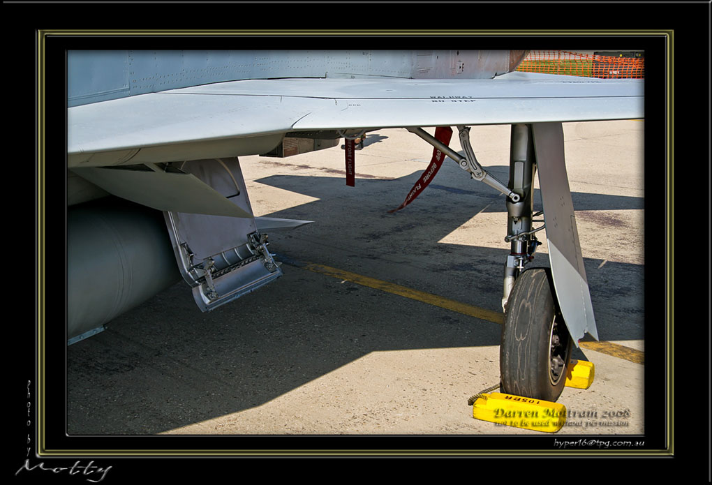 Mottys-ROKAF-F-5E-Details-07_2007_10_07_1276-LR