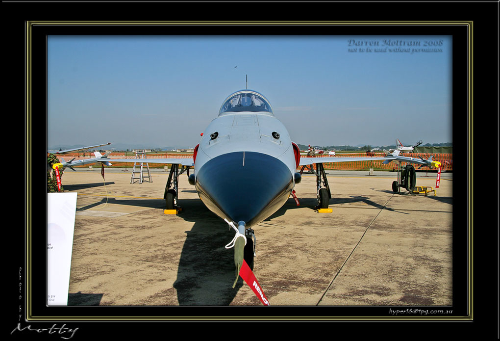 Mottys-ROKAF-F-5E-06_2007_10_07_1273-LR