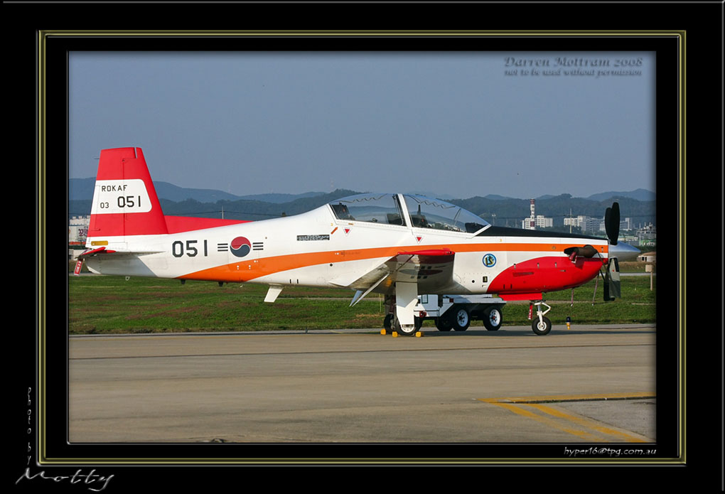Mottys-ROKAF-KT-1-051-03_2007_10_06_1752-LR