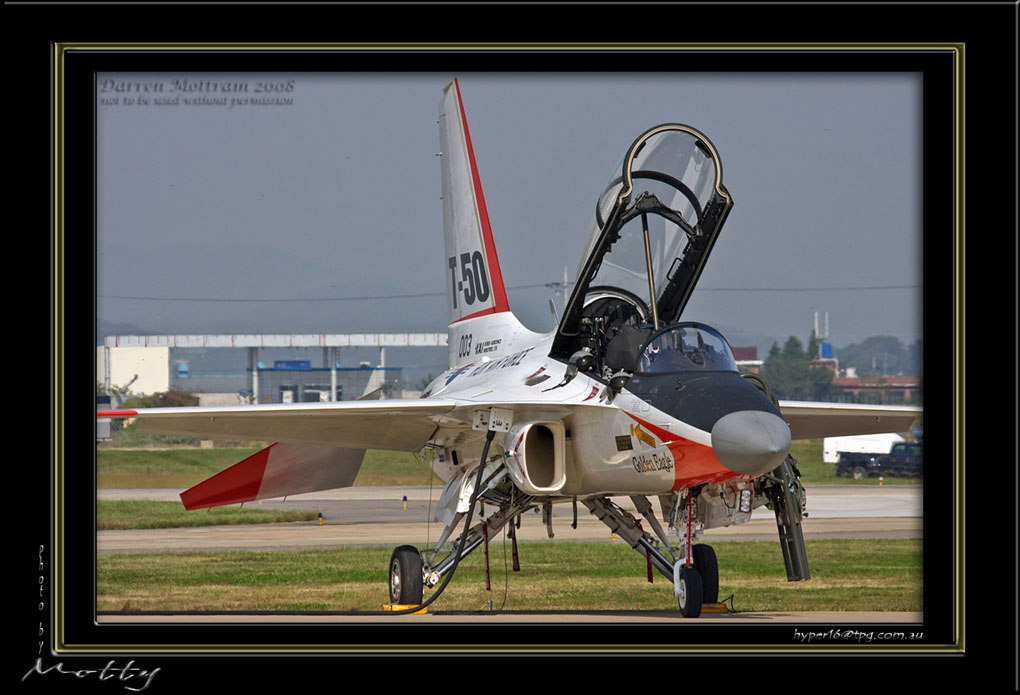 Mottys-ROKAF-T50-003-01_2007_10_07_89-LR