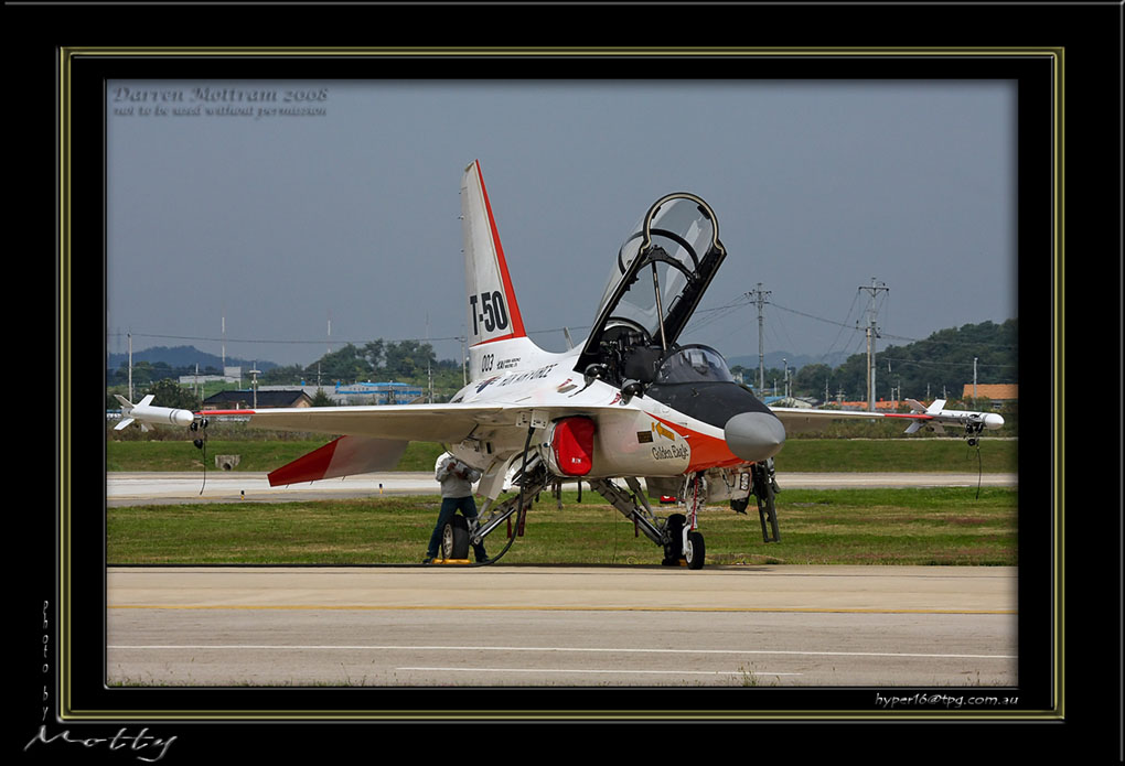 Mottys-ROKAF-T50-003-02_2007_10_06_347-LR
