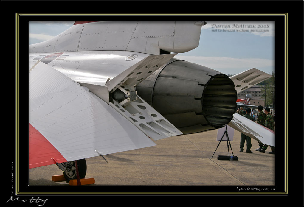 Mottys-ROKAF-T50-005-05_2007_10_06_139-LR