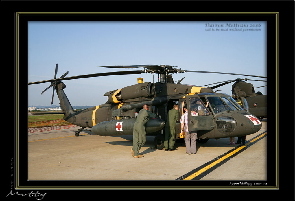 Mottys-UH-60-02_2007_10_06_1973-LR