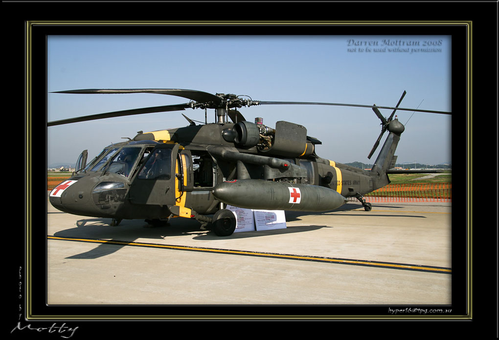 Mottys-UH-60-04_2007_10_07_1184-LR-001