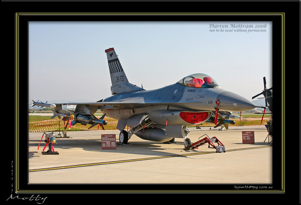Mottys-OS-F-16C-0536-04_2007_10_07_59-LR