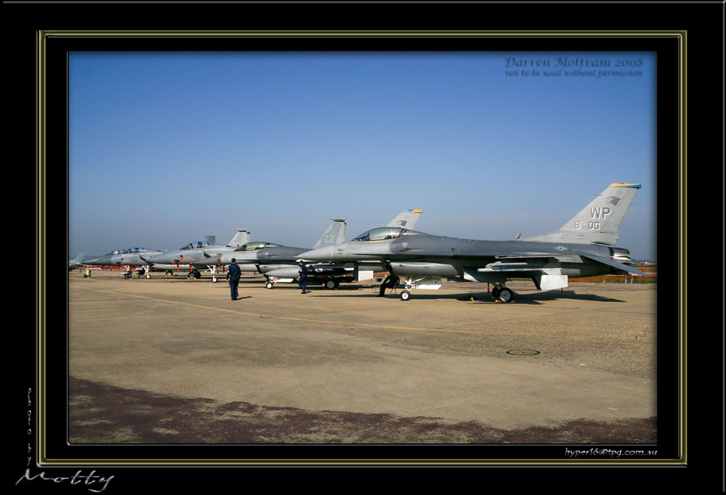 Mottys-WP-F-16C-286-10_2007_10_07_1101-LR