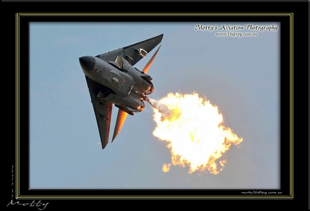 Mottys-F-111-8-126_2008_10_05_9999_1900-LR-1-001