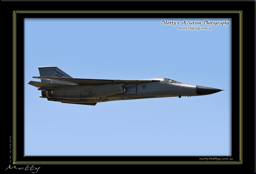 Mottys-F-111-8-147_2008_10_04_9295-LR-1-001
