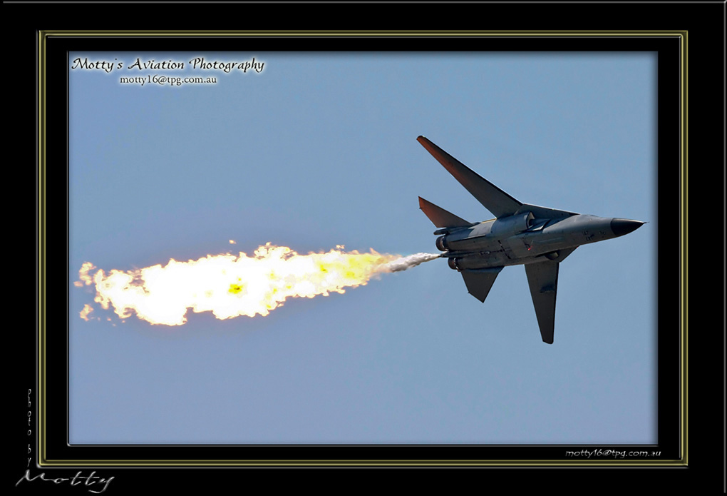 Mottys-F-111-8-147_2008_10_05_9999_385-LR-1-001