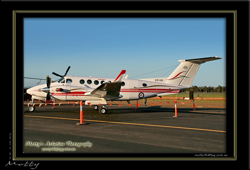 Mottys-King-Air-A32-426-2008_10_04-5956-LR-1-001