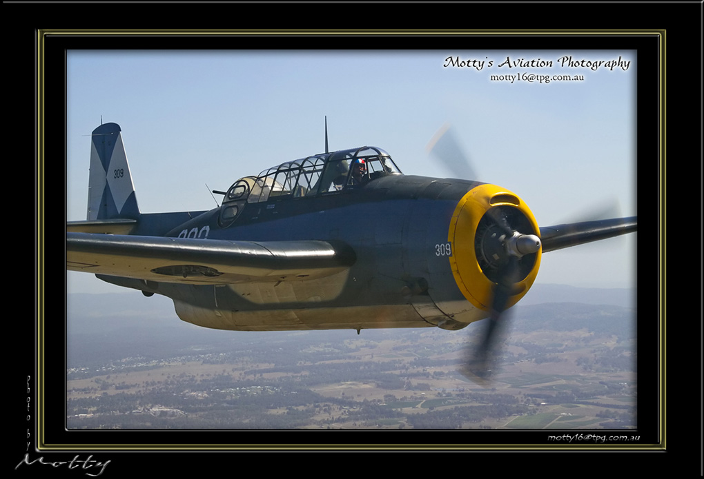 Mottys-Photo_2009_12_13_7291-LR-001