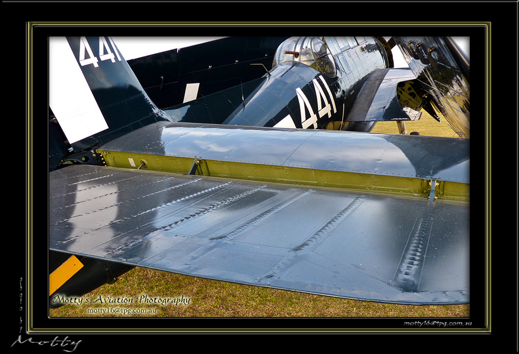 Mottys-Avenger-EMP-095-VH-MML_2009_08_25_064935-LR
