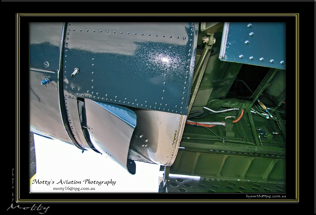 Mottys-Avenger-EN-105-VH-MML-2009-04-17_8306-LR-1-001
