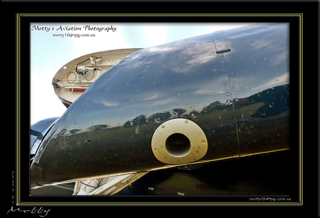 Mottys-Avenger-LW-0163-VH-MML-2009_08_25_070037-LR
