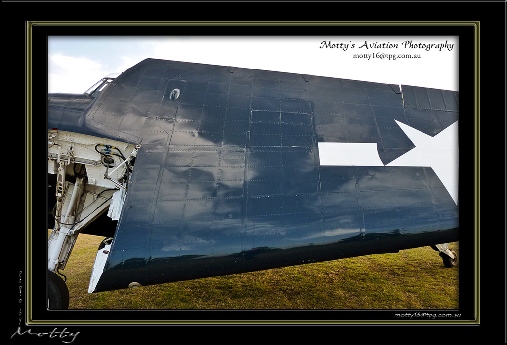 Mottys-Avenger-LW-0164-VH-MML-2009_08_25_065423-LR
