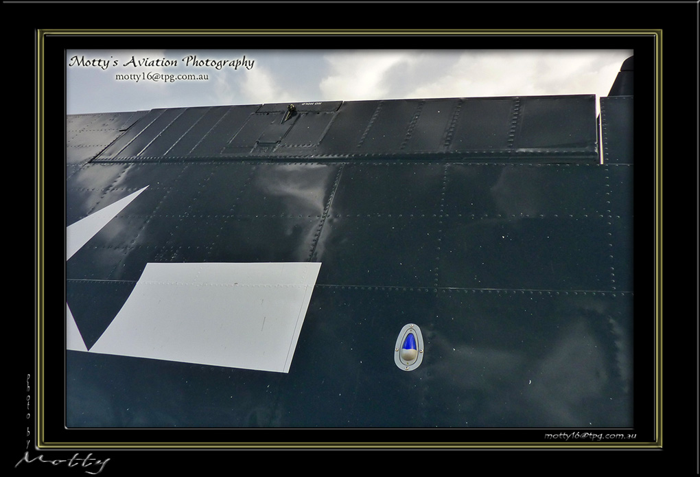 Mottys-Avenger-LW-0166-VH-MML-2009_08_25_071926-LR