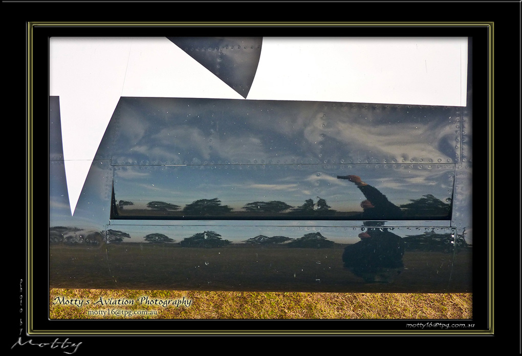 Mottys-Avenger-LW-0168-VH-MML-2009_08_25_064736-LR