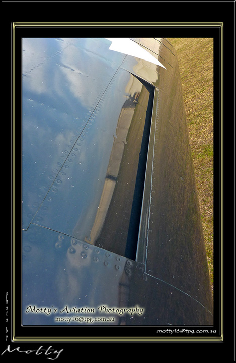 Mottys-Avenger-RW-0194-VH-MML-2009_08_25_064839-LR