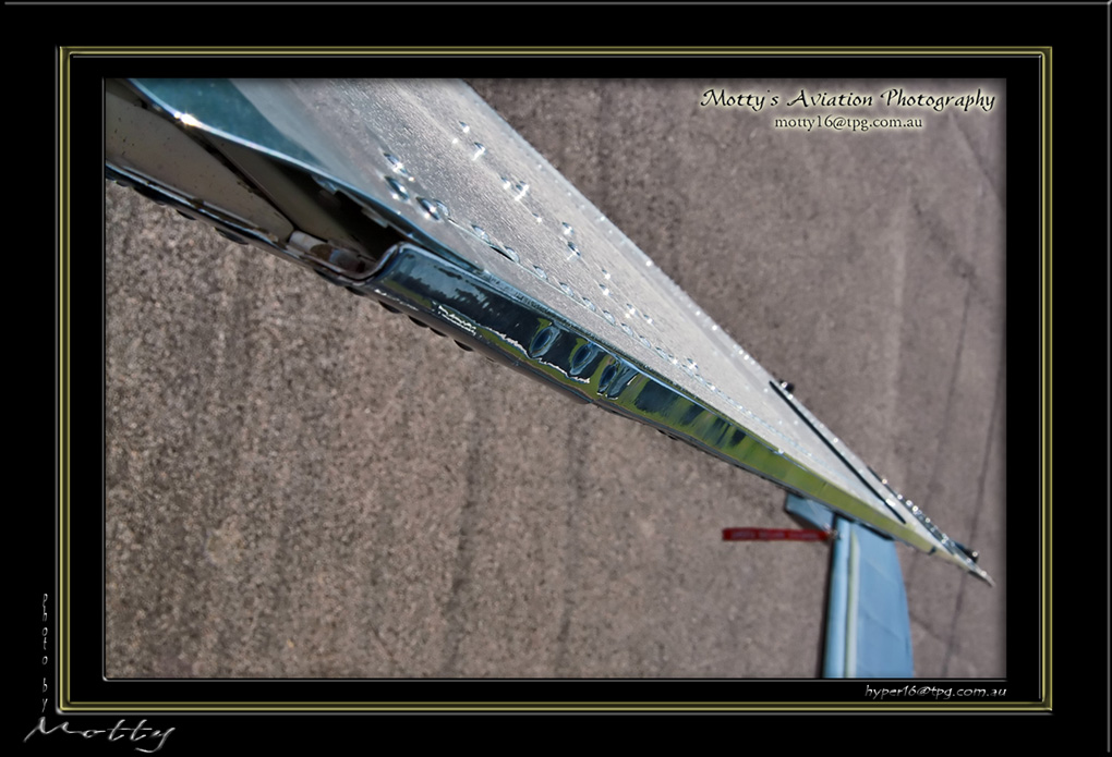 Mottys-Avenger-RW-0221-VH-MML-2009-04-17_8513-LR-1-001