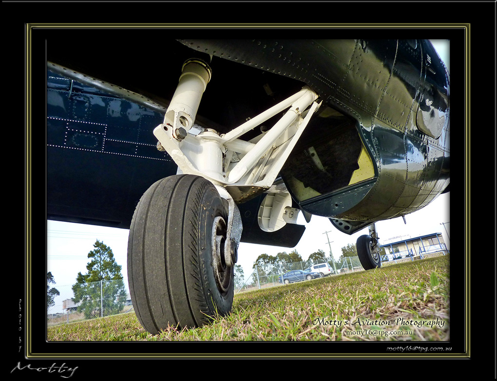 Mottys-Avenger-TW-0008-VH-MML-2009_08_25_065709-LR