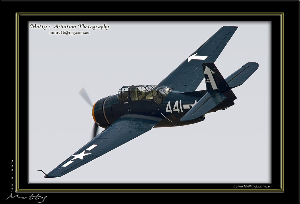 Mottys-Avenger-VH-MML-2008_10_26_1117-LR-1-001