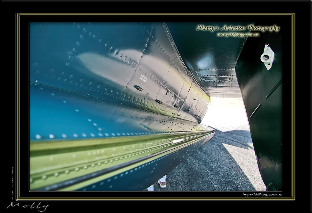 Mottys-Avenger-VH-MML-BB-0041-2009-04-17_8300-LR-1-001