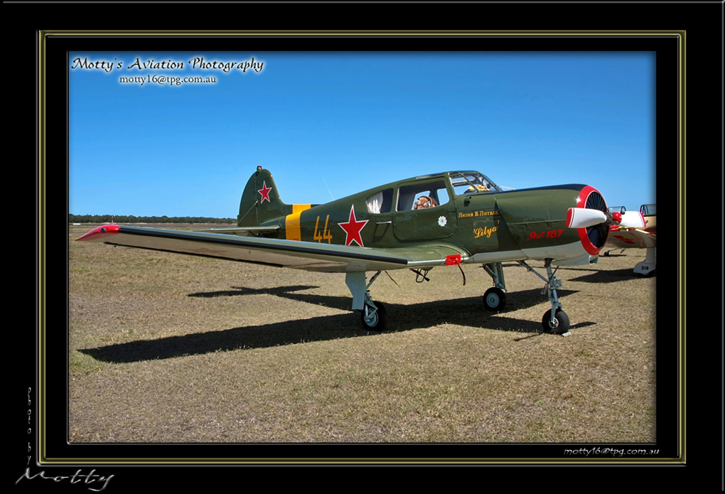 Mottys-YAK-VH-KGU_2008_09_26_5140-LR-1-001