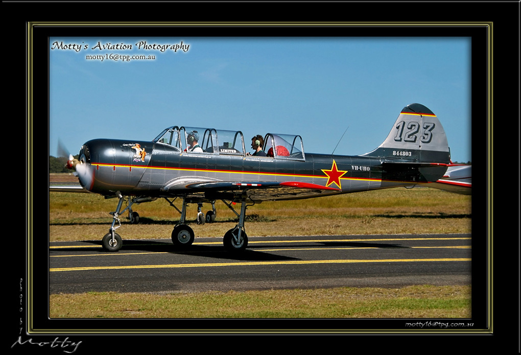 Mottys-YAK-VH-UHO-2008_09_26-4889-LR-1-001