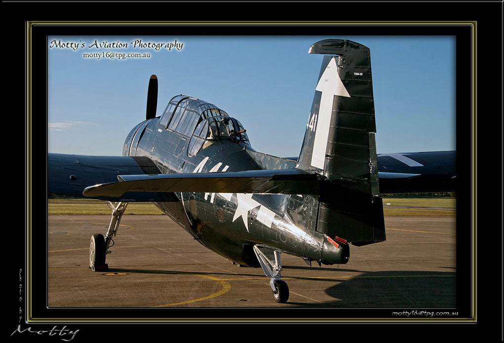 Mottys-Avenger-VH-MML-2008_10_25-6402-LR-1-001