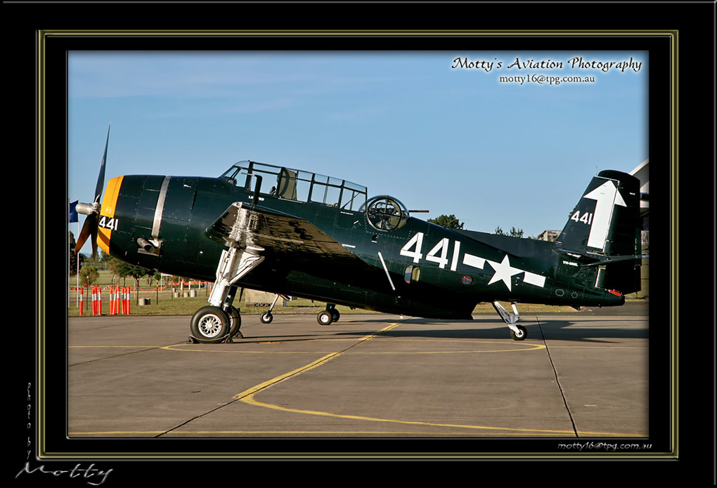 Mottys-Avenger-VH-MML-2008_10_25-6415-LR-1-001