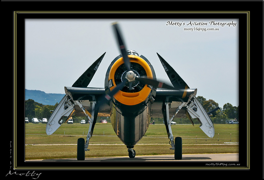 Mottys-Avenger-VH-MML-2008_10_26_1255-LR-1-001
