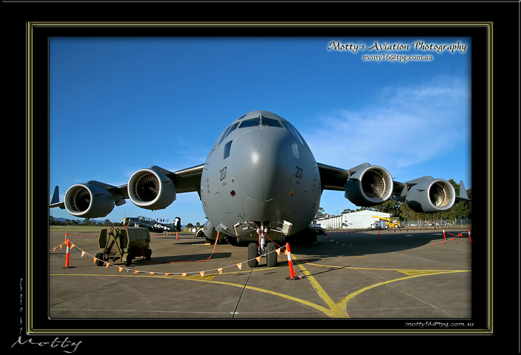 Mottys-C-17-A41-208-2008_10_25-6412-LR-1-001